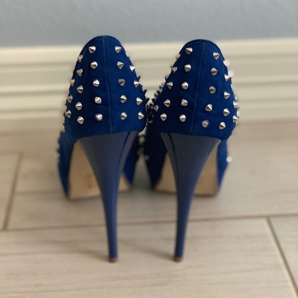 Blue studded heals - Picture 3 of 7